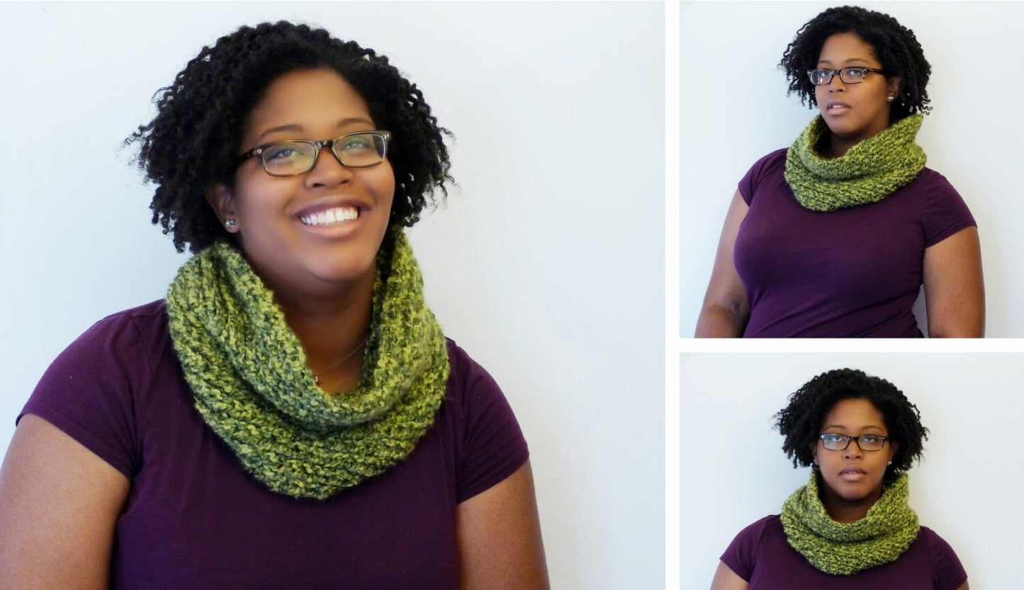 KNITTING PATTERN - Delightful Cowl - Easy Knitting Pattern