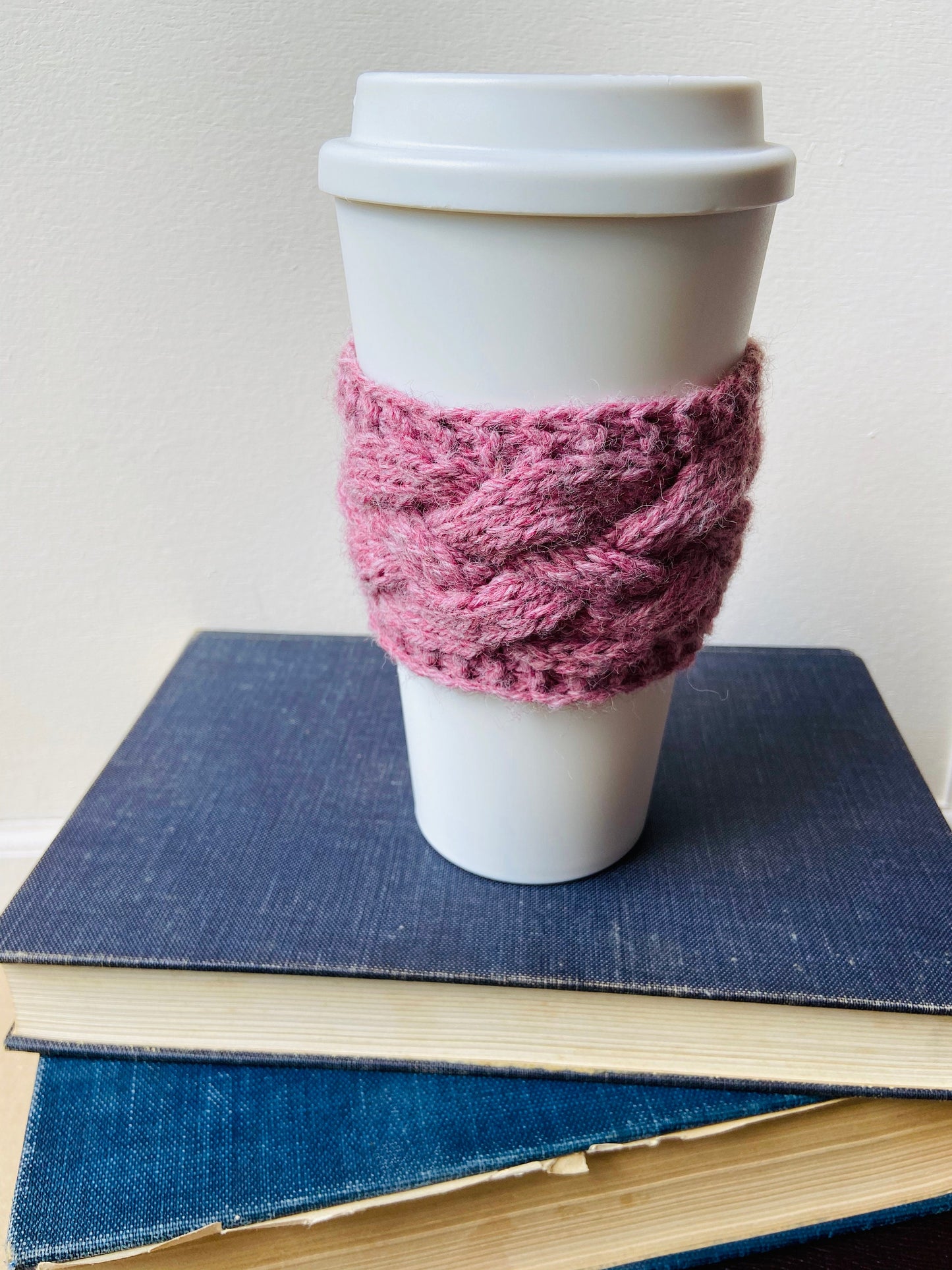 KNITTING PATTERN - Lattice Cable Coffee Sleeve